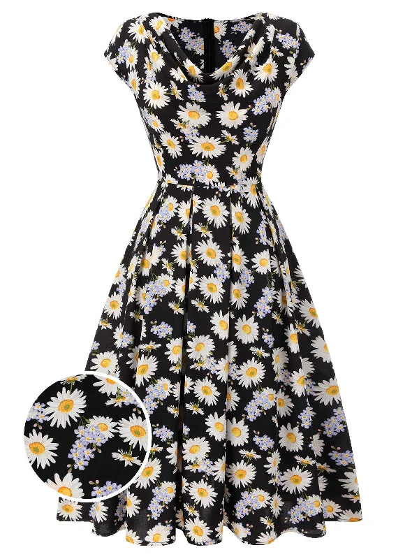 Black 1940s Cap Sleeve Daisy Dress