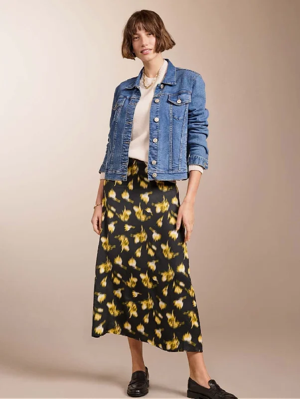 Doris LENZING™ ECOVERO™ Recycled Skirt | Black Blurred Floral